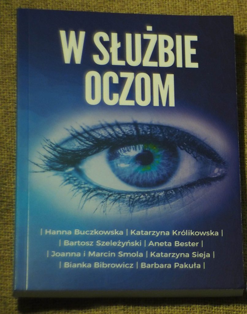 W SŁUŻBIE OCZOM przód książki mamotatopokazmi.pl